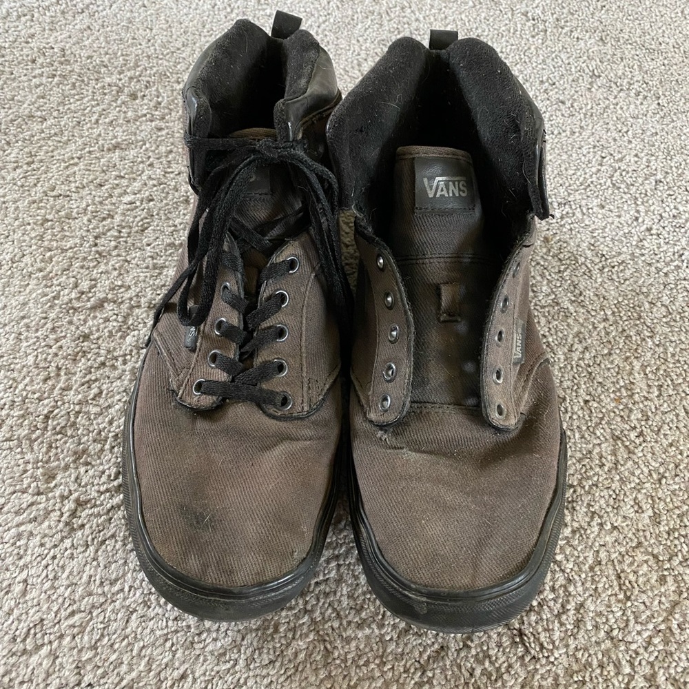 Men’s high top vans